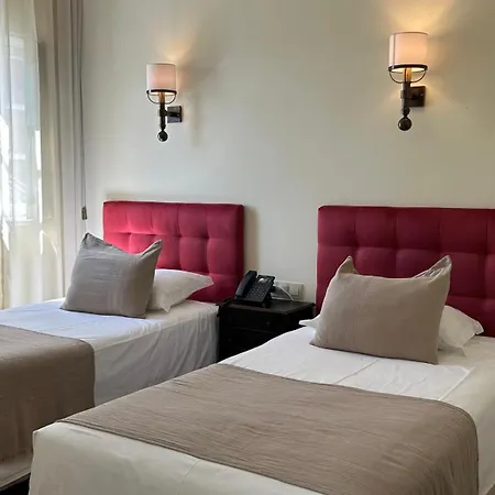 Hotel Joao Padeiro 3*